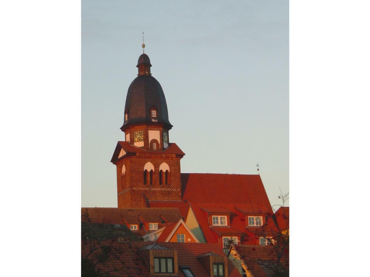 Am Weinberg Waren Mueritz
